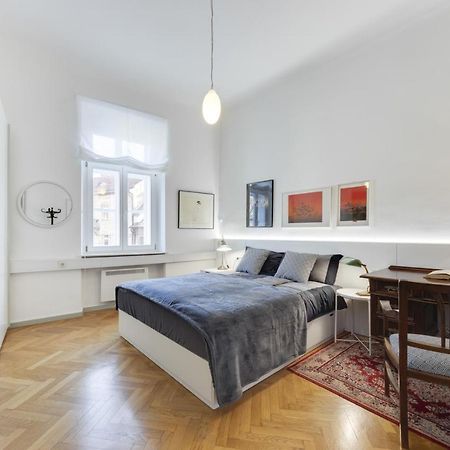 City Center Apartment With Parking Ljubljana Exterior photo